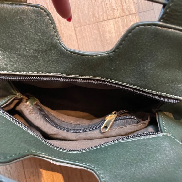 🎄Anthropologie Green Purse - Picture 4 of 6